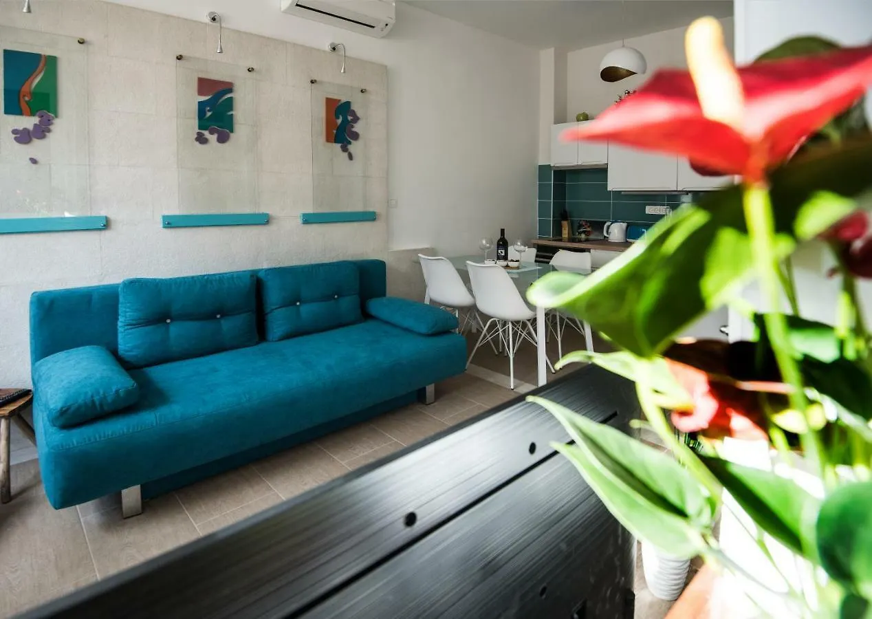 Ibis Your Cosy Oasis With Private Parking And Patio Split 0*,